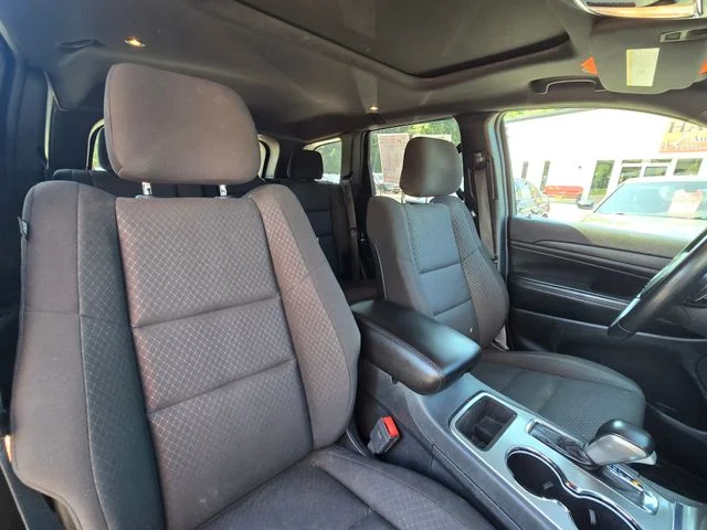 Used 2020 Gray Jeep Laredo E image 18