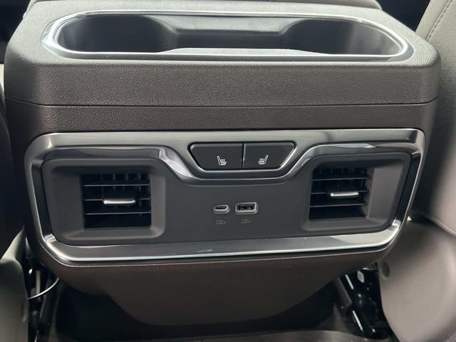2026 GMC Sierra 1500 SLT - Photo 14
