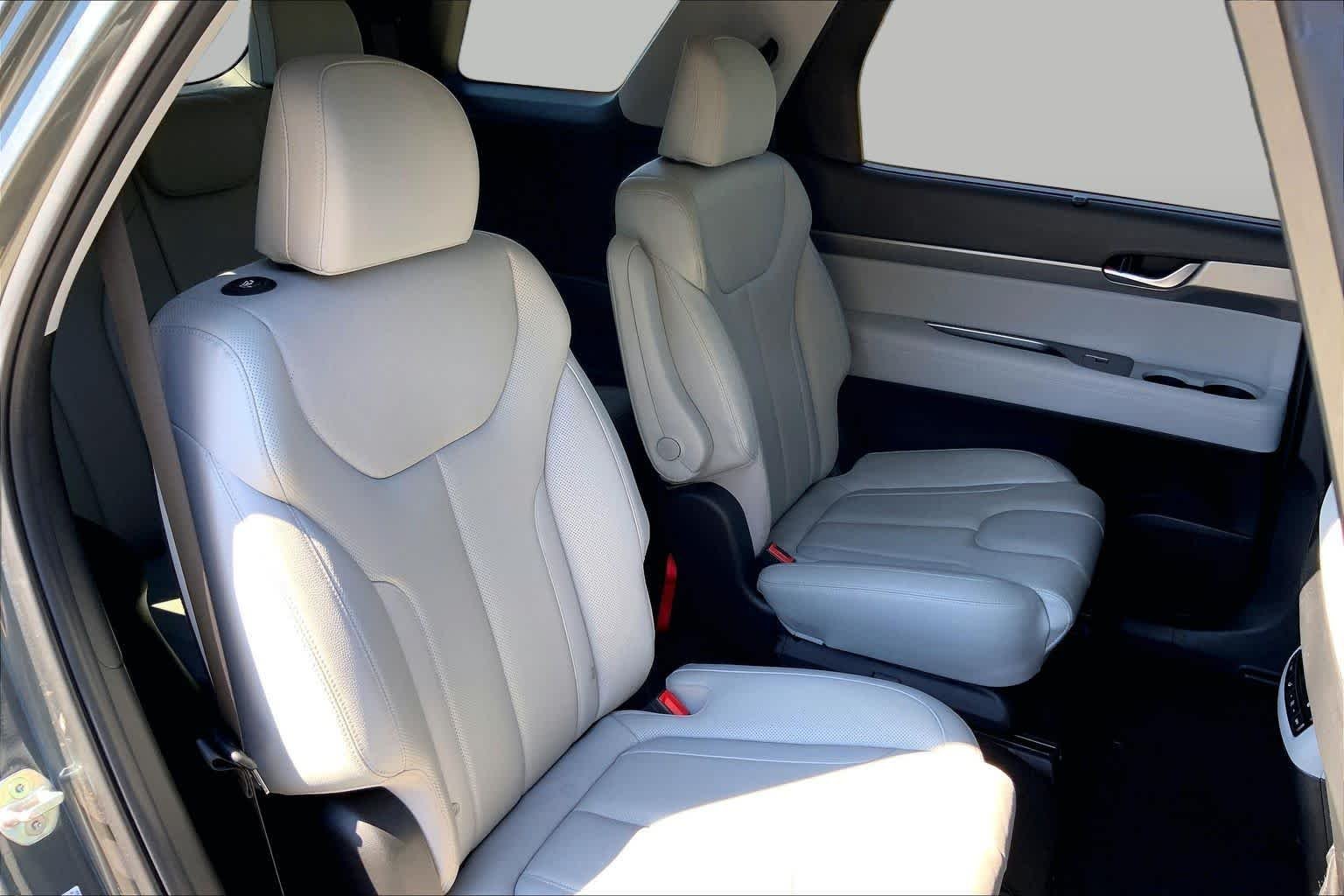 Used 2022 Rainforest Hyundai SEL image 20