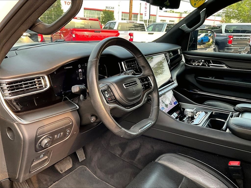 Used 2024 White Jeep Series II image 8