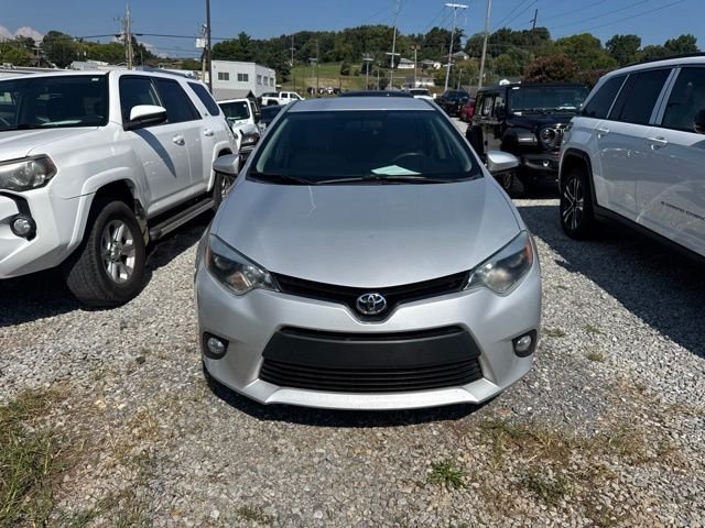 Used 2014 Silver Toyota LE Plus image 2