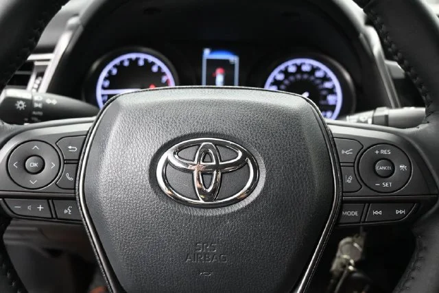 Used 2021 Silver Toyota SE image 18