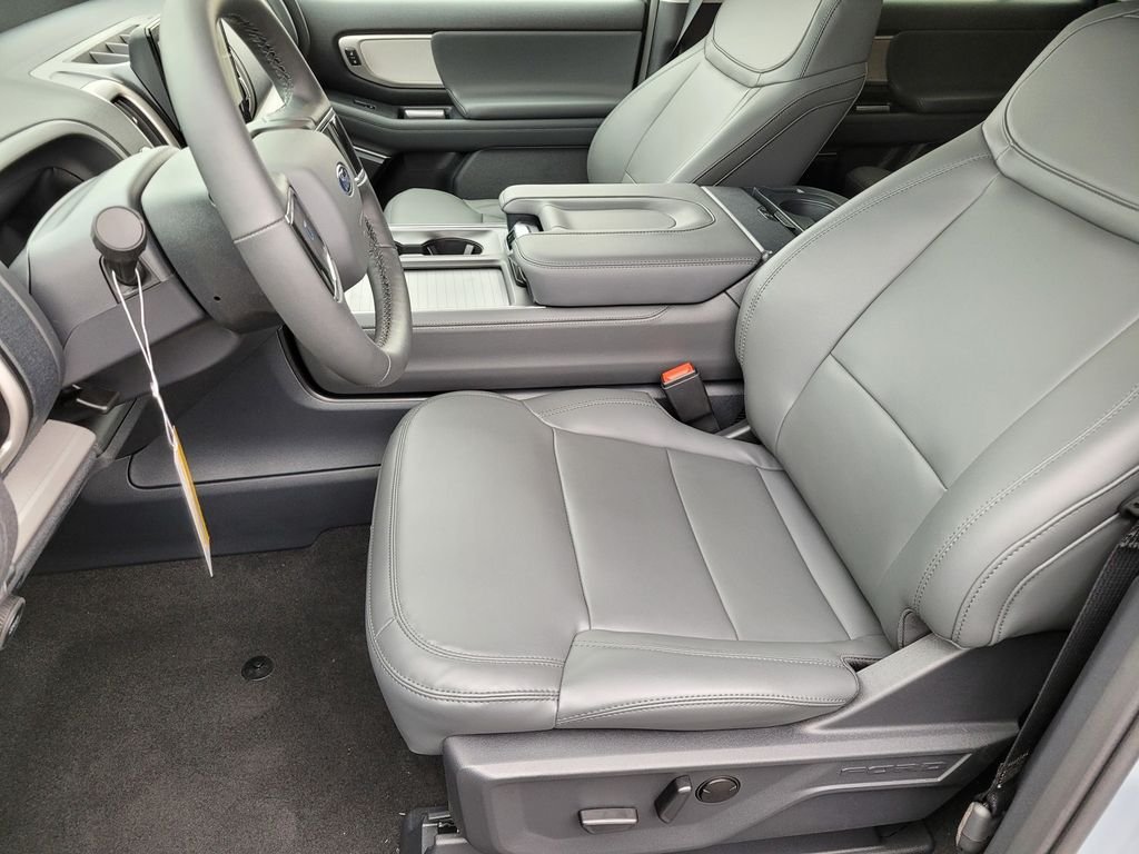 New 2026 Glacier Gray Metallic Tri-Coat Ford MAX Active image 8