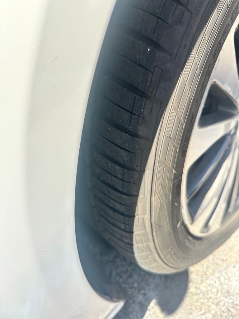 Used 2018 White Buick Premium I Group image 6