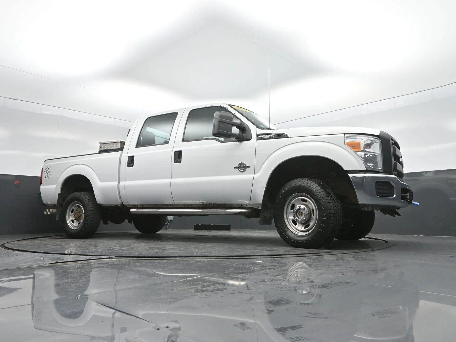 Used 2015 Oxford White Ford XL image 27
