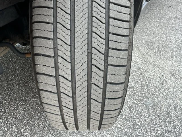Used 2022 Silver Subaru Limited image 11