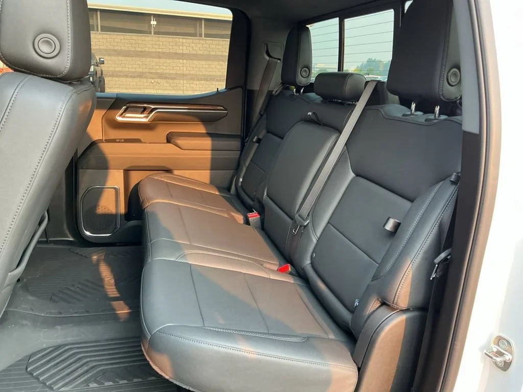 Used 2024 Summit White Chevrolet LT Trail Boss image 22