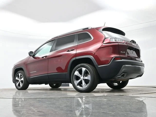 Used 2019 Velvet Red Pearlc Jeep Limited image 29