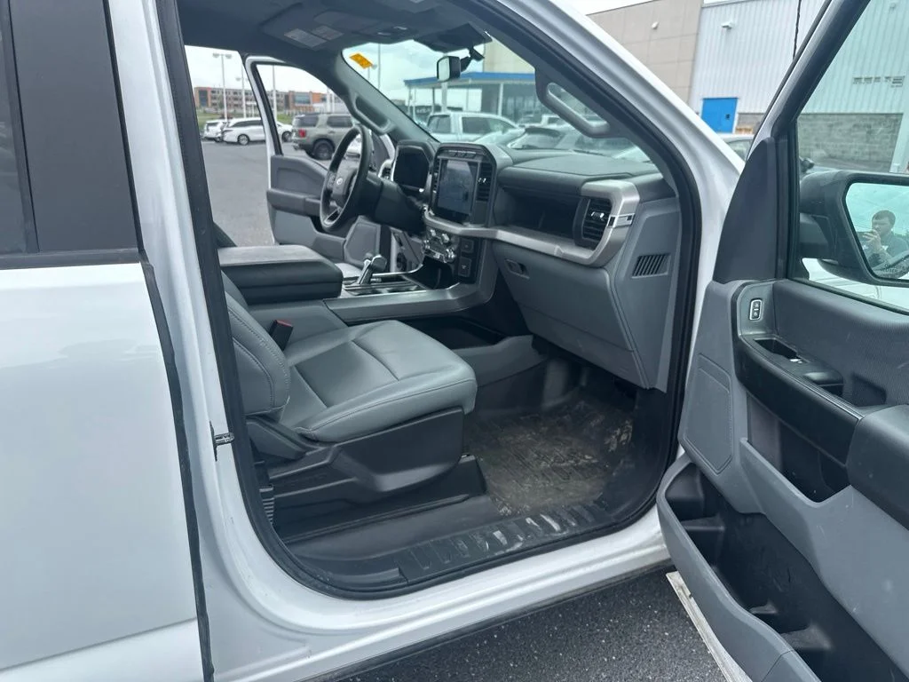 Used 2023 Oxford White Ford Pro image 18