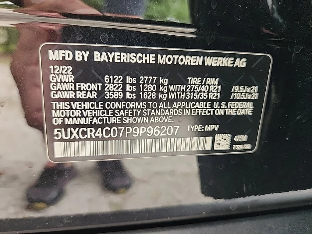 Certified Used 2023 Black Sapphire Metallic BMW sDrive40i image 8