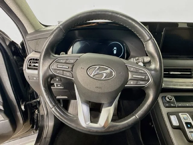 Used 2021 Black Hyundai Limited image 11