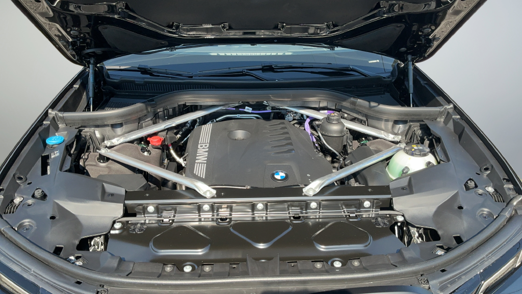 New 2027 Black BMW xDrive40i image 21
