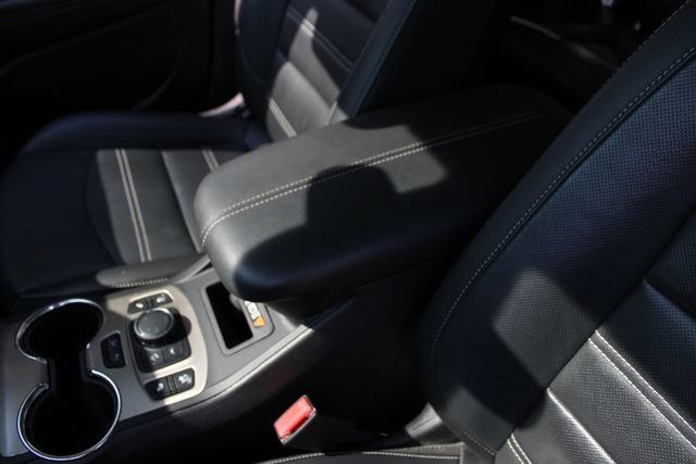 Used 2024 Downpour Metallic GMC Denali image 24