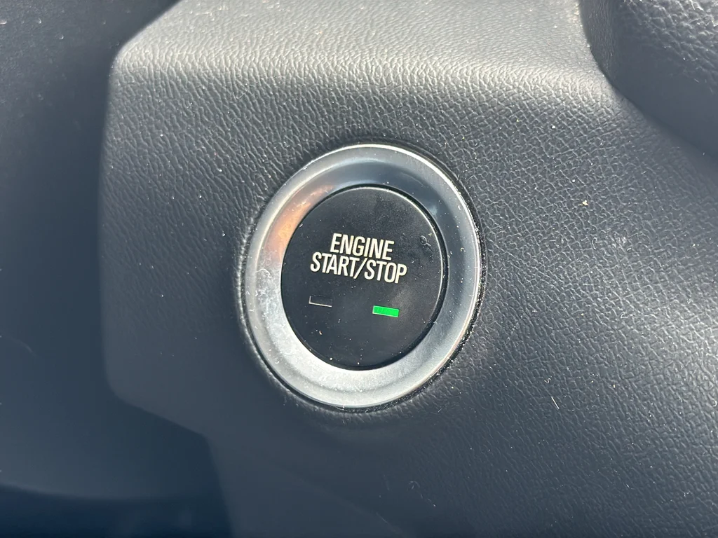 Used 2019 Blue GMC SLE image 24
