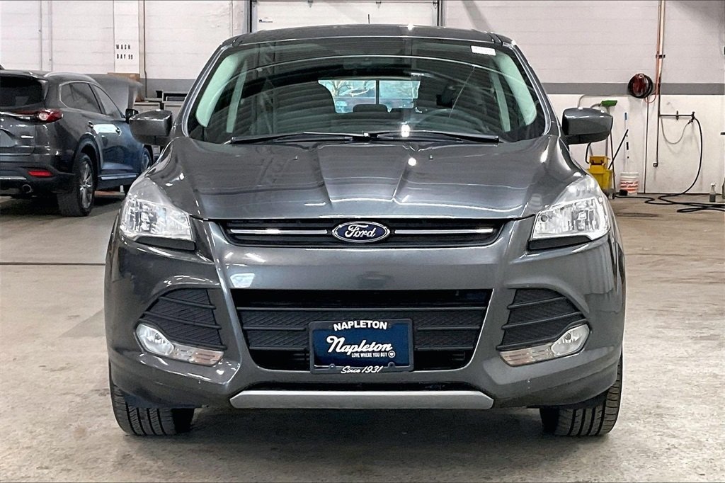 Used 2015 Ford Escape SE with VIN 1FMCU9G97FUA66438 for sale in Oak Lawn, IL