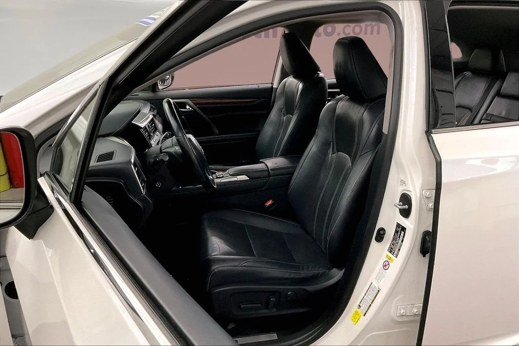 Used 2017 White Lexus 350 image 29