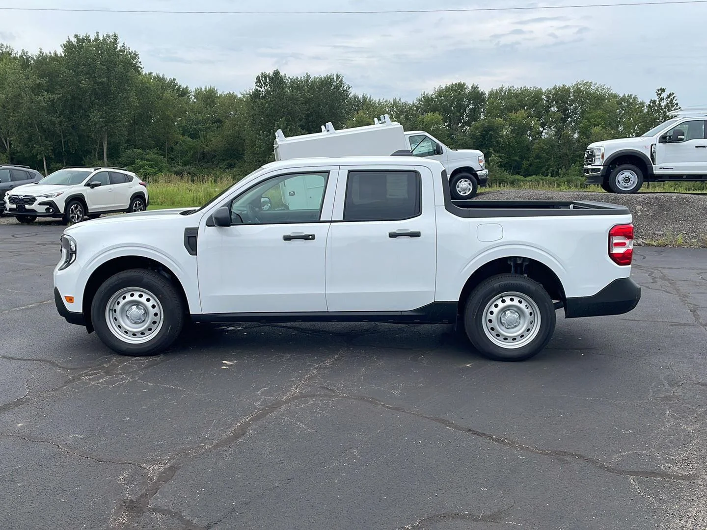 New 2026 Oxford White Ford XL image 2