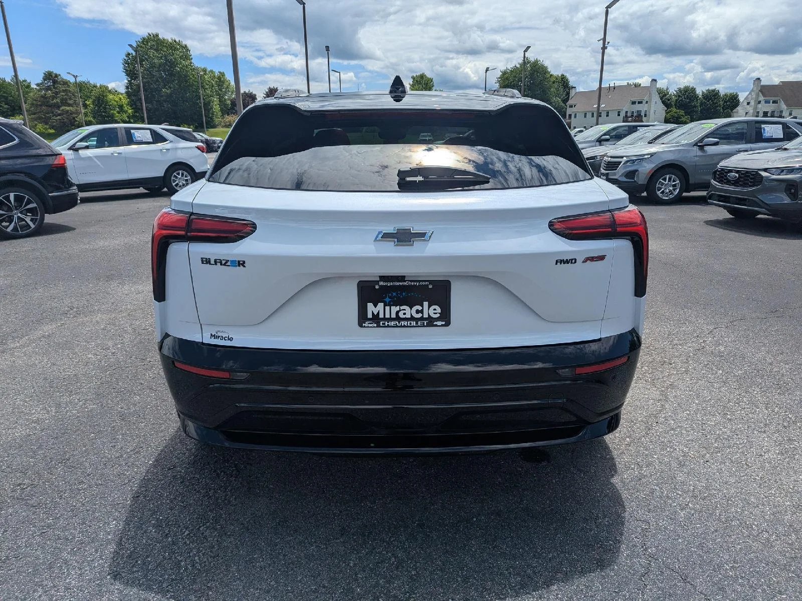 New 2026 Polar White Tricoat Chevrolet RS image 11