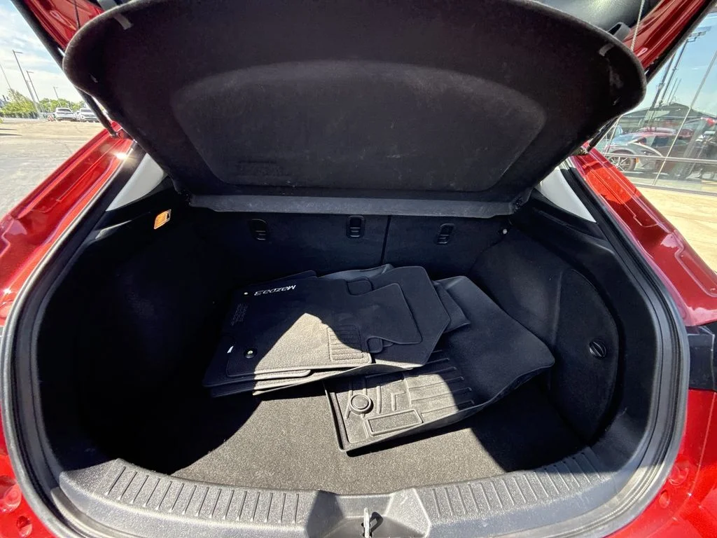 Used 2018 Red Mazda Touring image 22