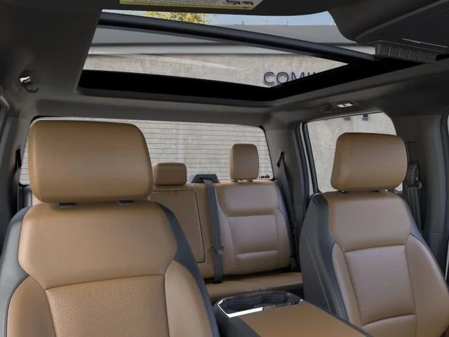 New 2026 Star White Metallic Tri-Coat Ford F-250® Lariat® image 22