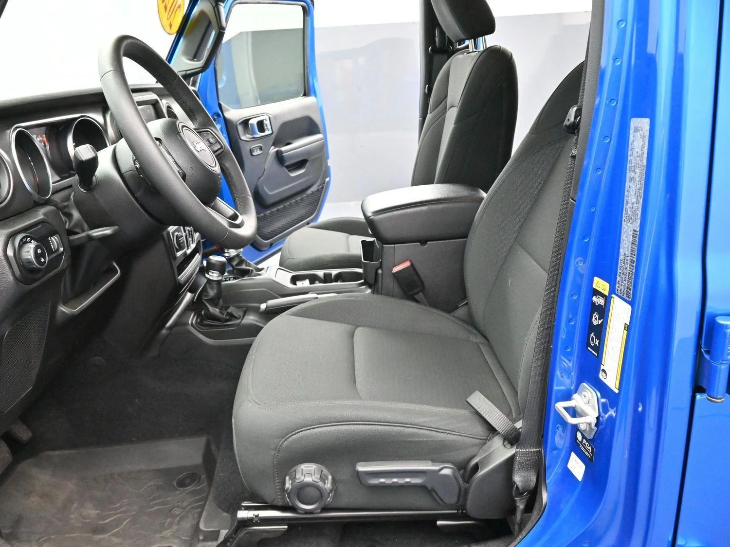 Used 2023 Hydro Blue Pearlcoat Jeep Sport S image 11