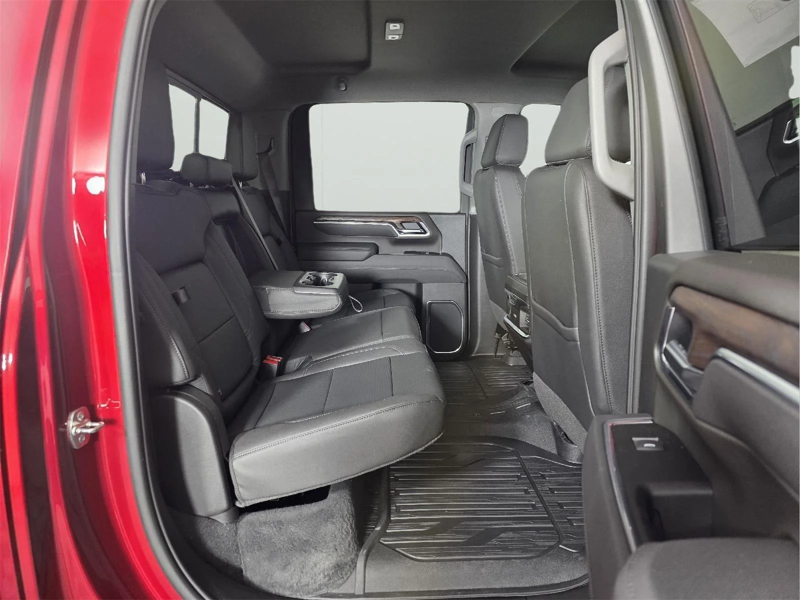 2026 GMC Sierra 2500HD SLT - Photo 18