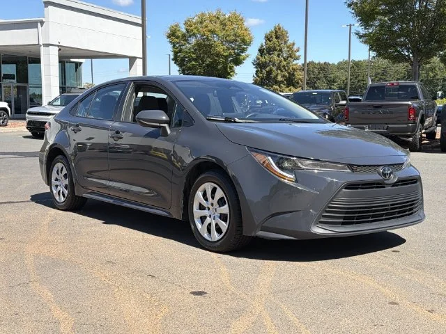 Used 2024  Toyota LE image 14
