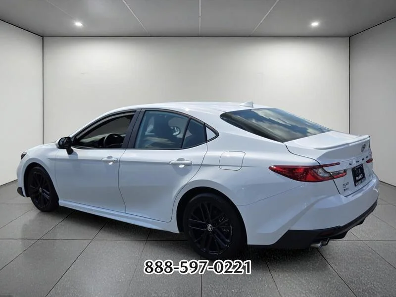 Used 2025 Ice TOYOTA SE image 3