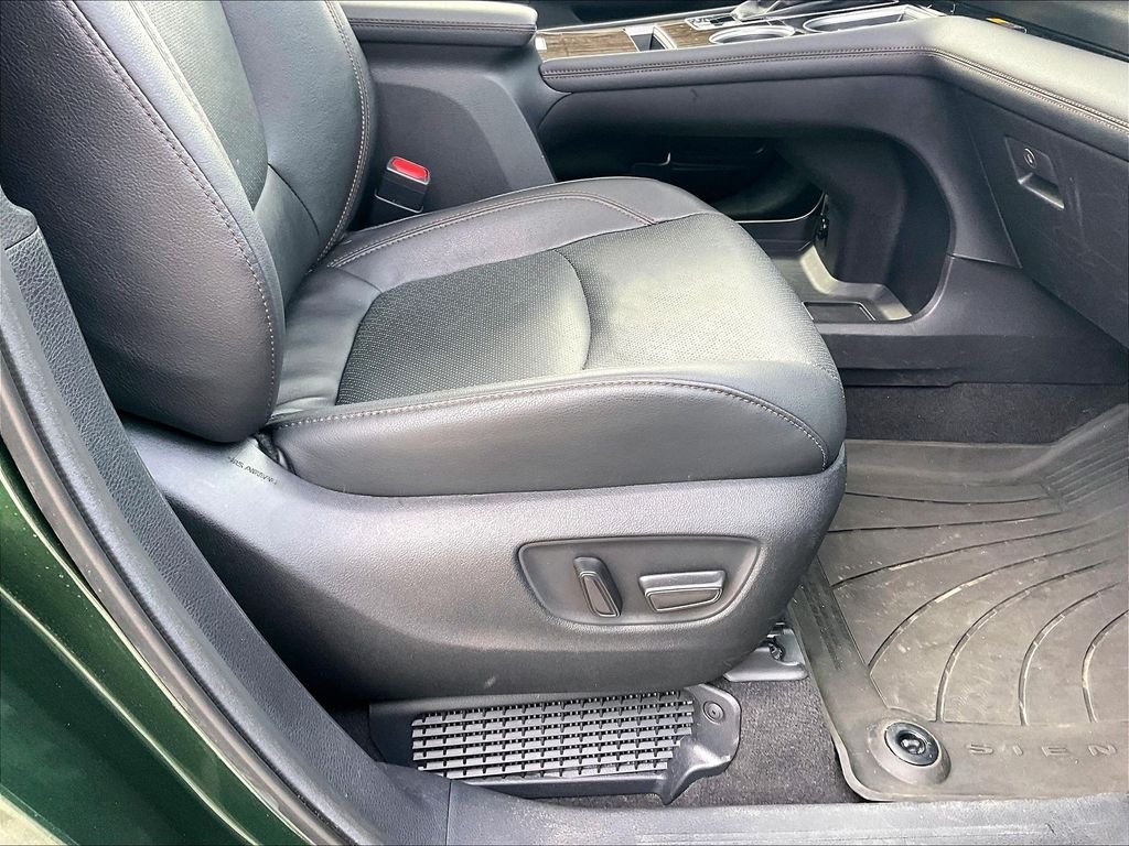 Used 2025 Cypress Toyota Platinum image 39