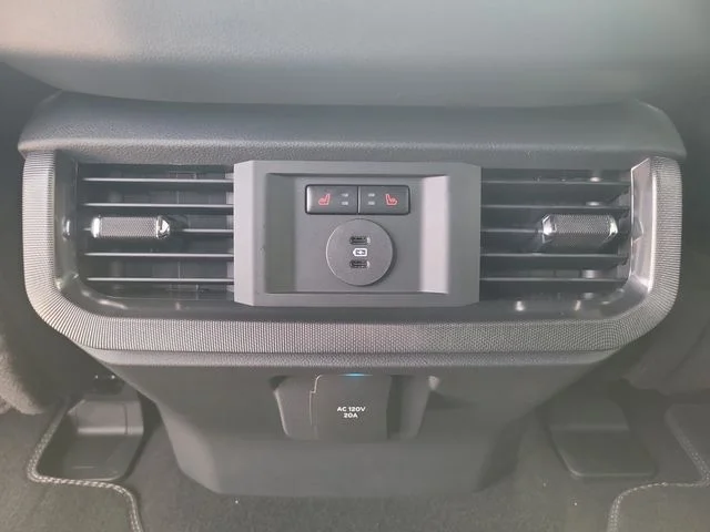 New 2026 Avalanche Ford Platinum image 15