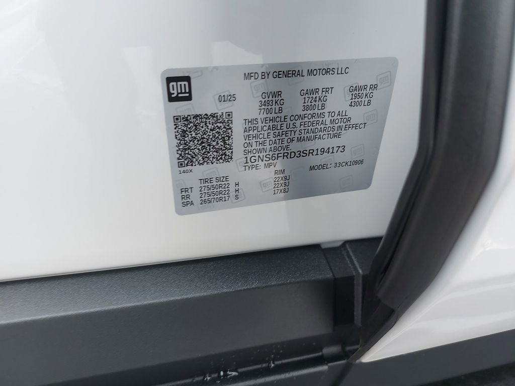 2025 Chevrolet Suburban Premier - Photo 32