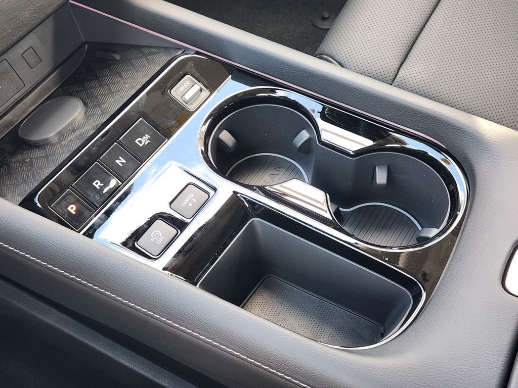 New 2026 Everest White Pearl TriCoat Nissan SL image 19