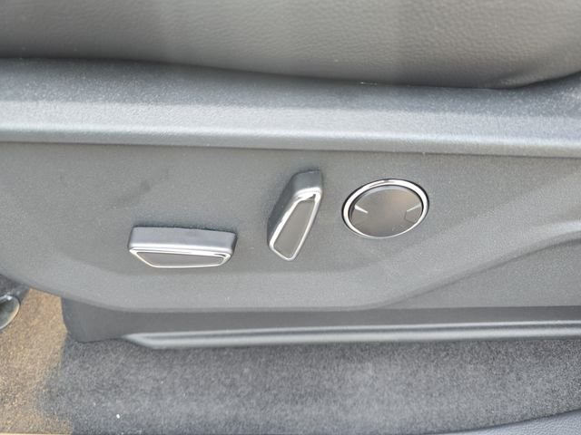 New 2026 Oxford White Ford Lariat® image 44