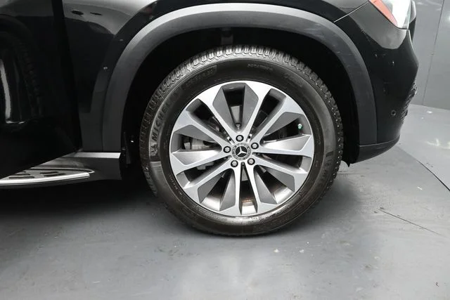 Used 2021 Black Mercedes-Benz GLE 350 image 35