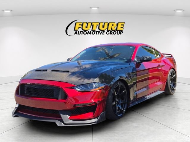 Used 2018 Red Ford GT image 3