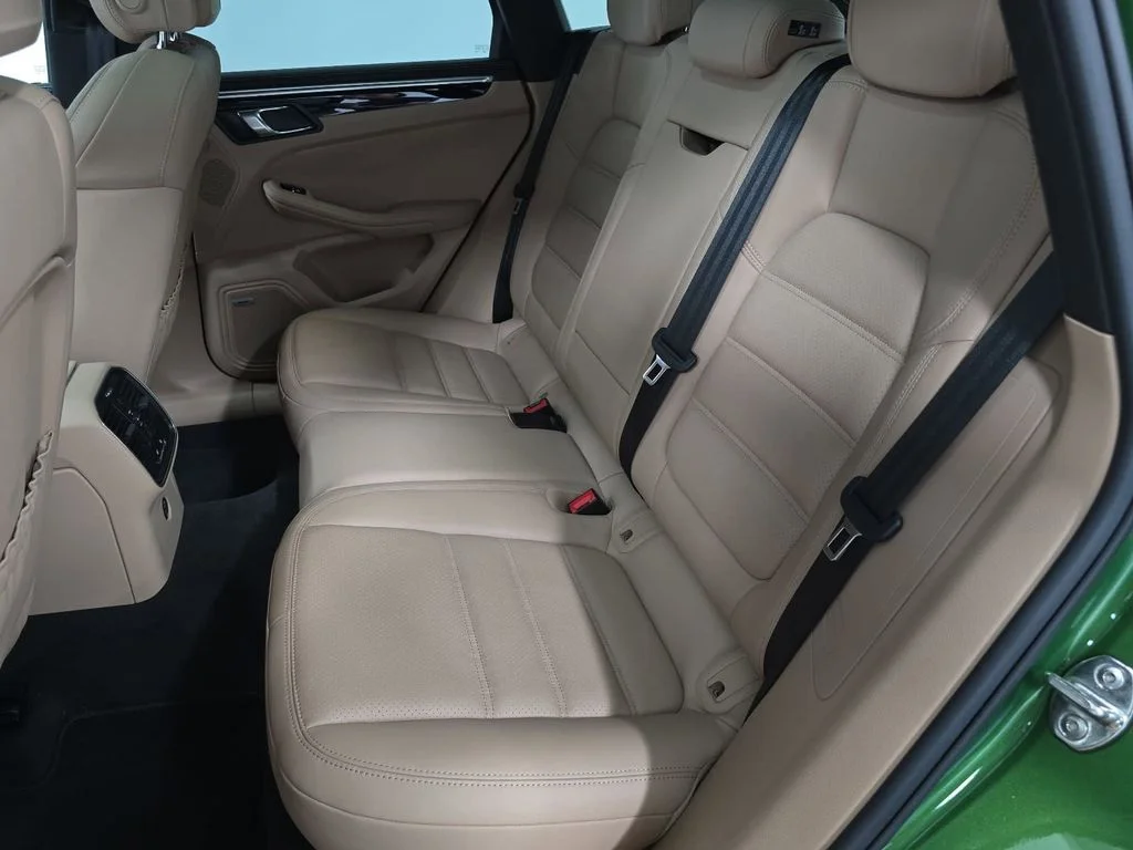 Certified Used 2019 Green Porsche S image 27