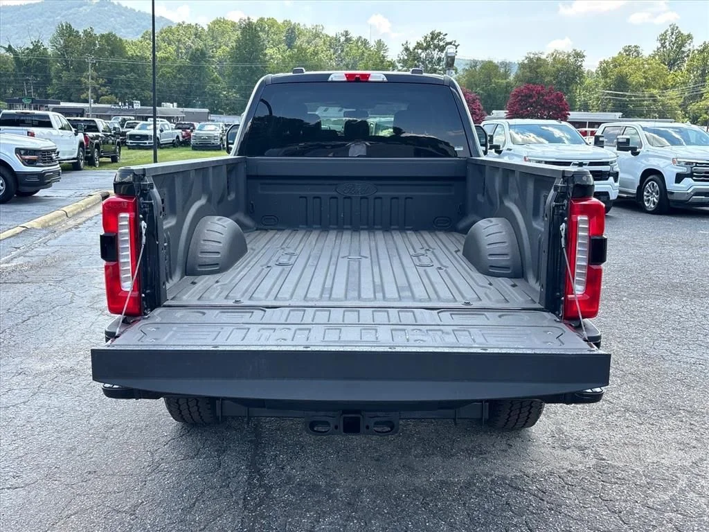 Used 2025 Black Ford Lariat image 7