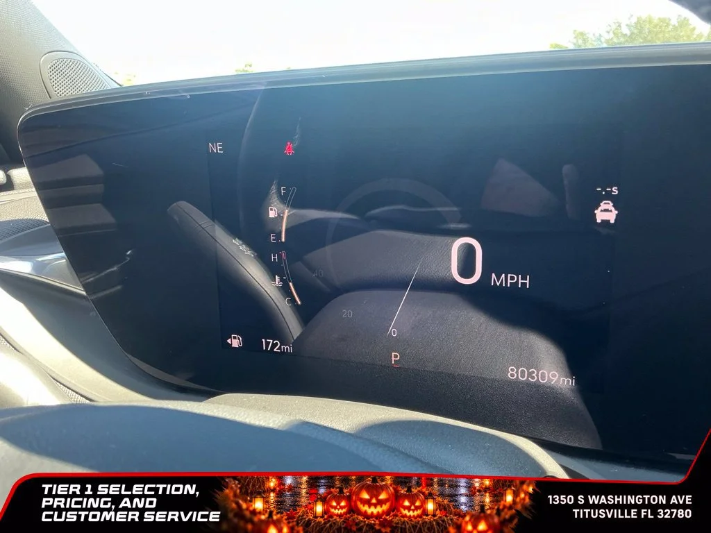 Used 2024 Summit White Buick Sport Touring image 23