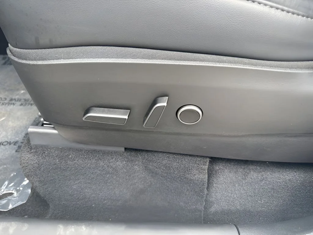 Used 2023 White Tesla Long Range image 10