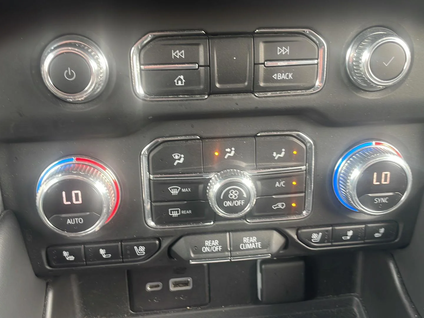 Used 2021 Summit White GMC SLT image 5