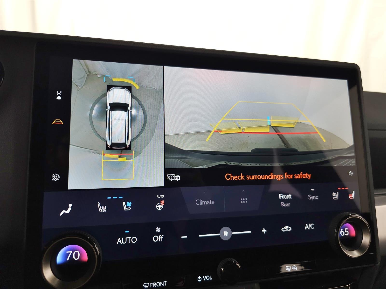 Used 2024 Black Lexus PREMIUM+ image 28