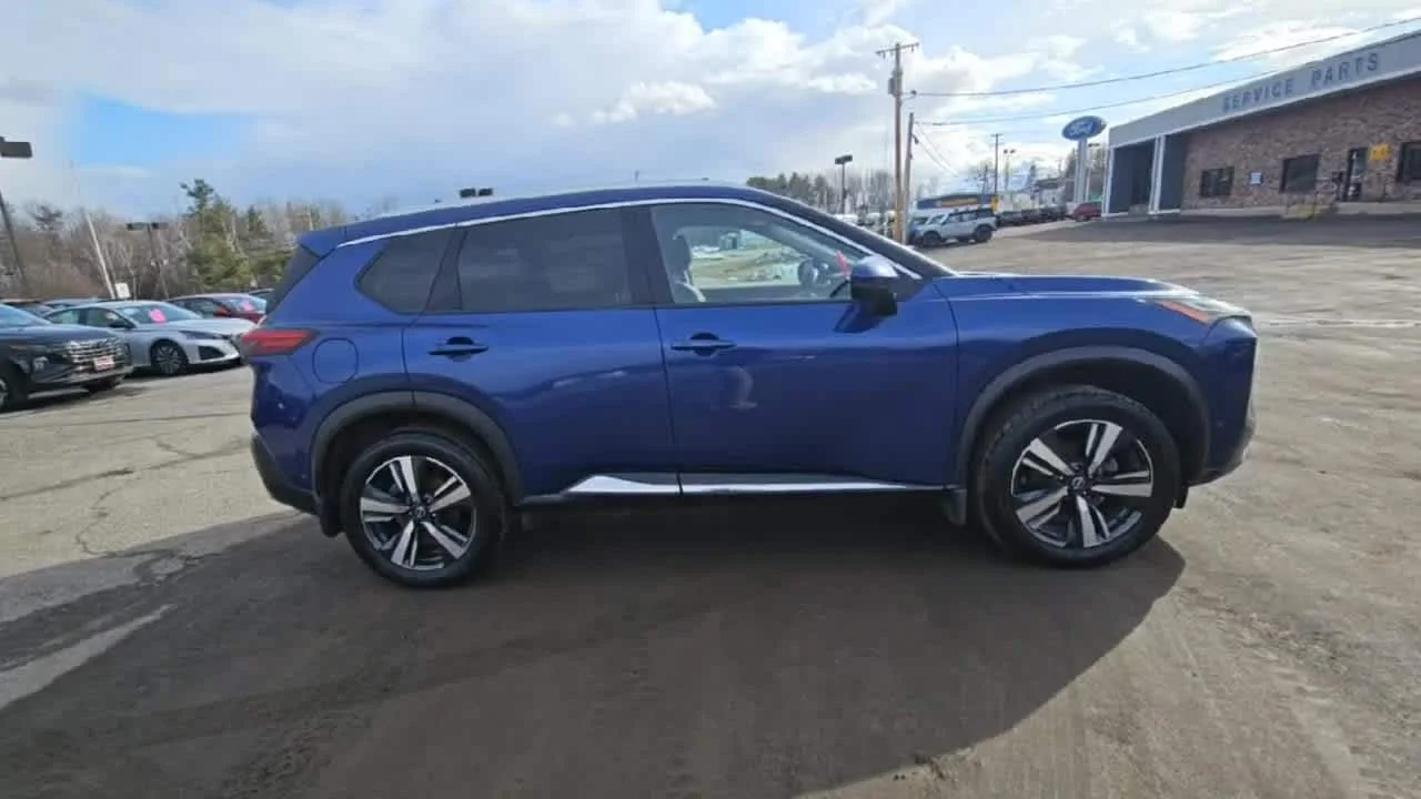 2023 Nissan Rogue Platinum - Photo 10