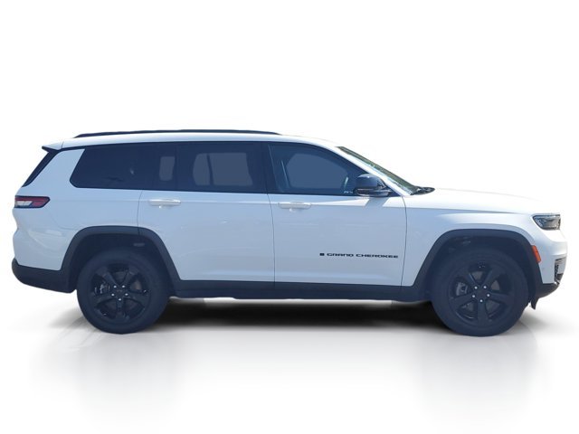 Used 2023 White Jeep Limited image 8