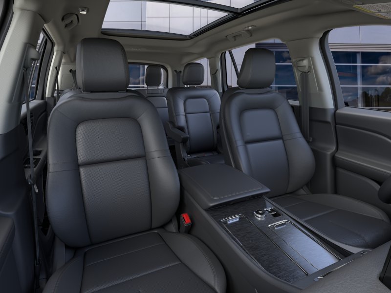 New 2026 Red Carpet Metallic Tinted Clearcoat Lincoln Premiere® image 10