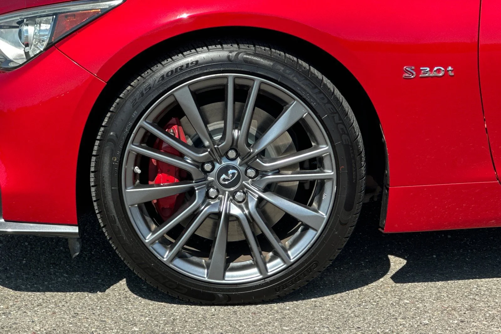 Used 2019 Red INFINITI Red Sport 400 image 11