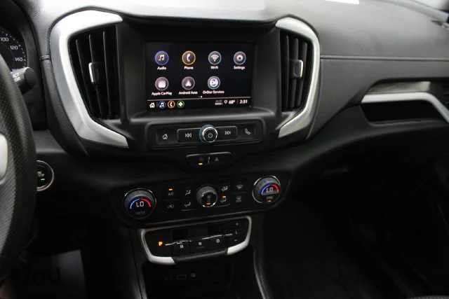 Used 2023 SUMMIT WHITE GMC SLE image 12