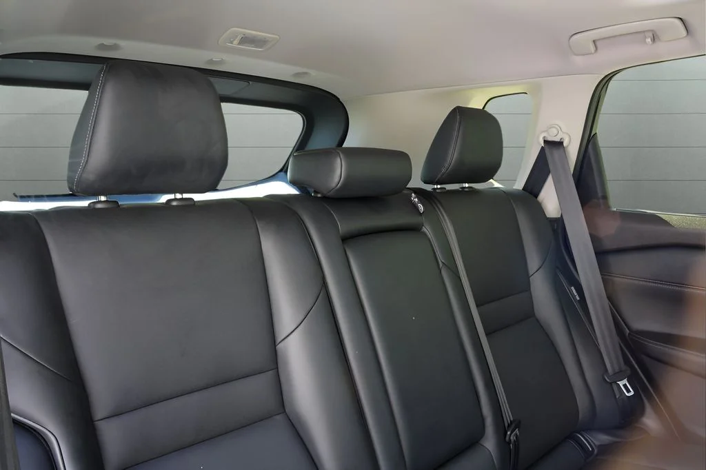 Certified Used 2023 White Nissan SV image 36