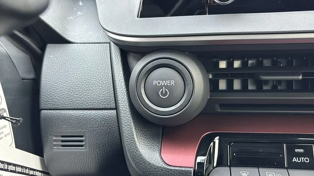 2026 Toyota Prius Plug-in Hybrid SE - Photo 14