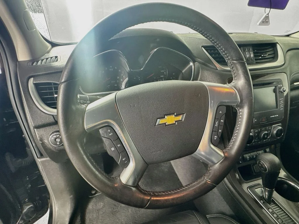 Used 2016 Black Chevrolet 2LT image 11