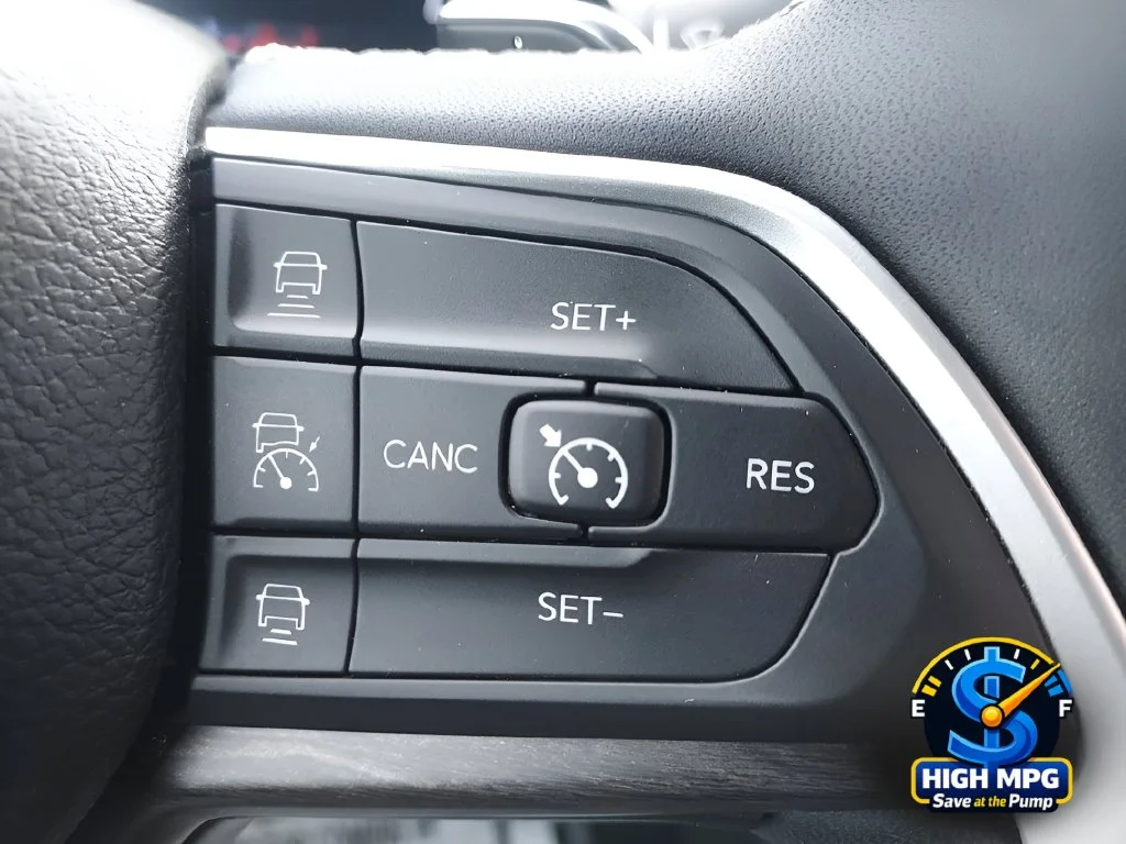 Used 2024 White Jeep 4xe image 21